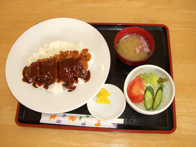 カツめし(サラダ付)